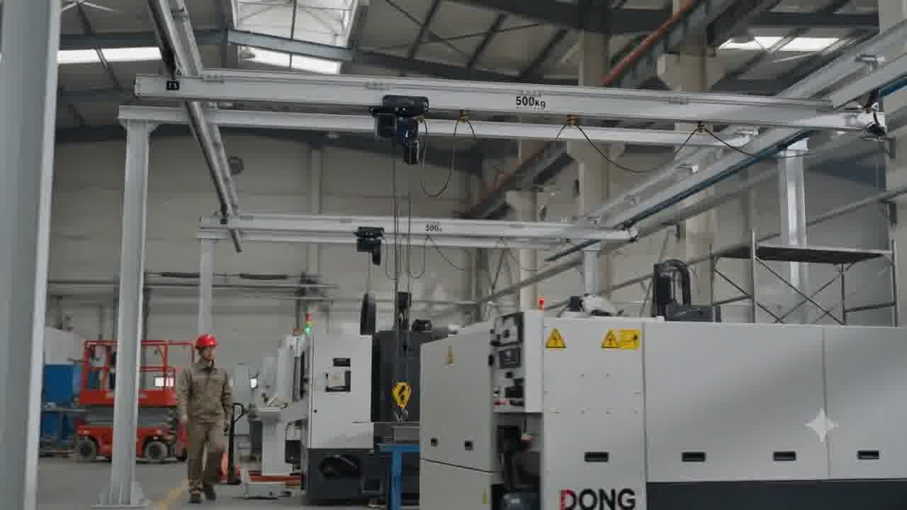 Aluminum overhead crane system in an industrial workstation